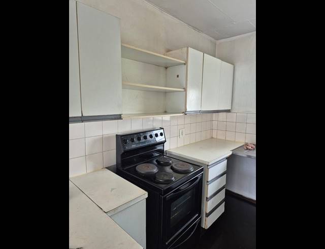 2 BEDROOM APARTMENT FOR SALE IN KILNER PARK